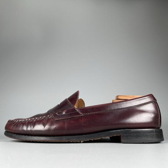 GH Bass Weejuns Men Size 10.5 D Burgundy Leather Slip On Penny Loafer Dress Shoe - Picture 1 of 9